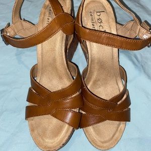 b.o.c brown strappy high cork wedge sandals